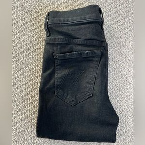 Skinny MOTHER denim Stunner zip ankle step fray